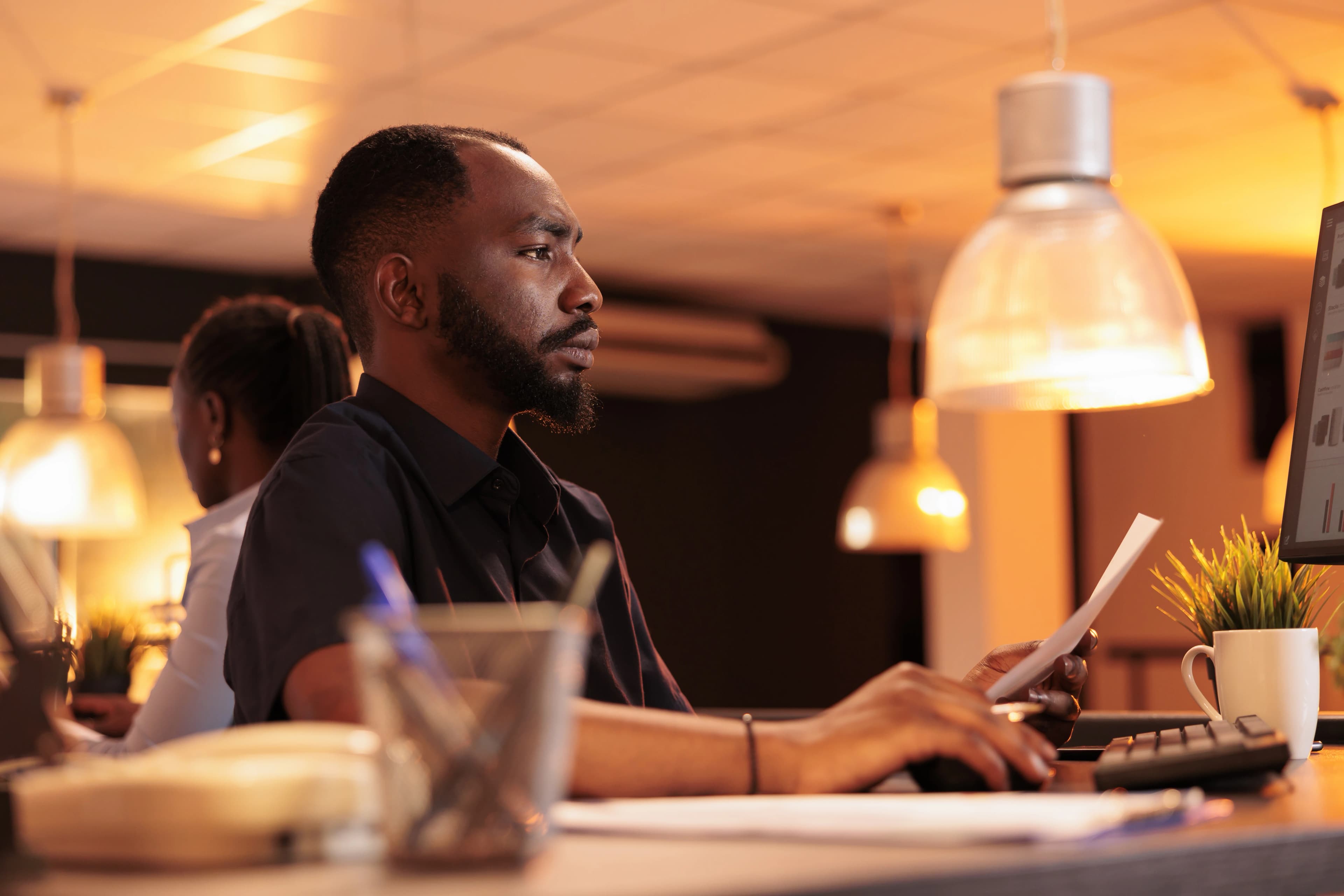 Imagem IB Solution, pessoas utilizando óculos vr